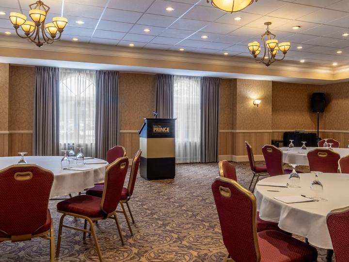 Inn on Prince Hotel and Conference Centre Truro | Truro | 1