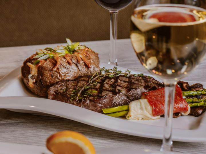 Inn on Prince Hotel and Conference Centre Truro | Truro | 1